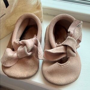 Freshly Picked Blush Pink Bow Mary Jane Baby Shoes